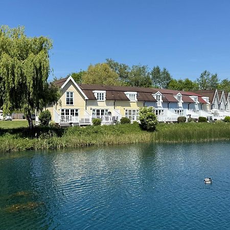 Emerald Lake House South Cerney Exterior foto