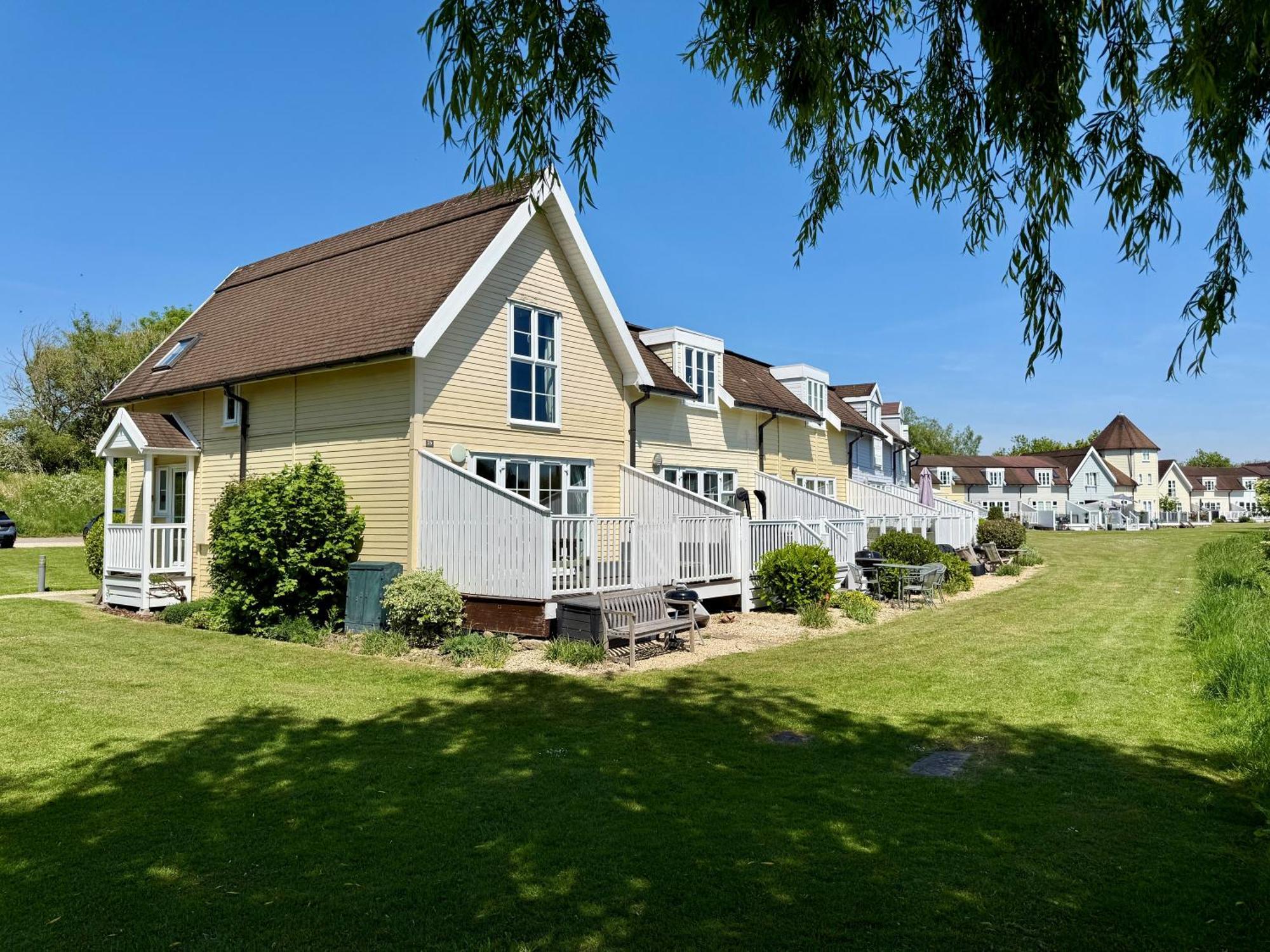 Emerald Lake House South Cerney Exterior foto